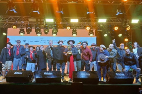 Milonga "AJOUJO" é a campeã do Carijo/2024.